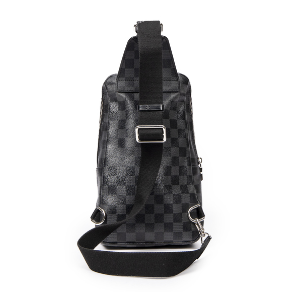 Louis Vuitton Avenue Slingbag - Picture 2 of 8